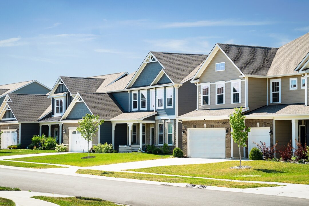 3 Mortgage Myths Holding Back Aspiring Homeowners