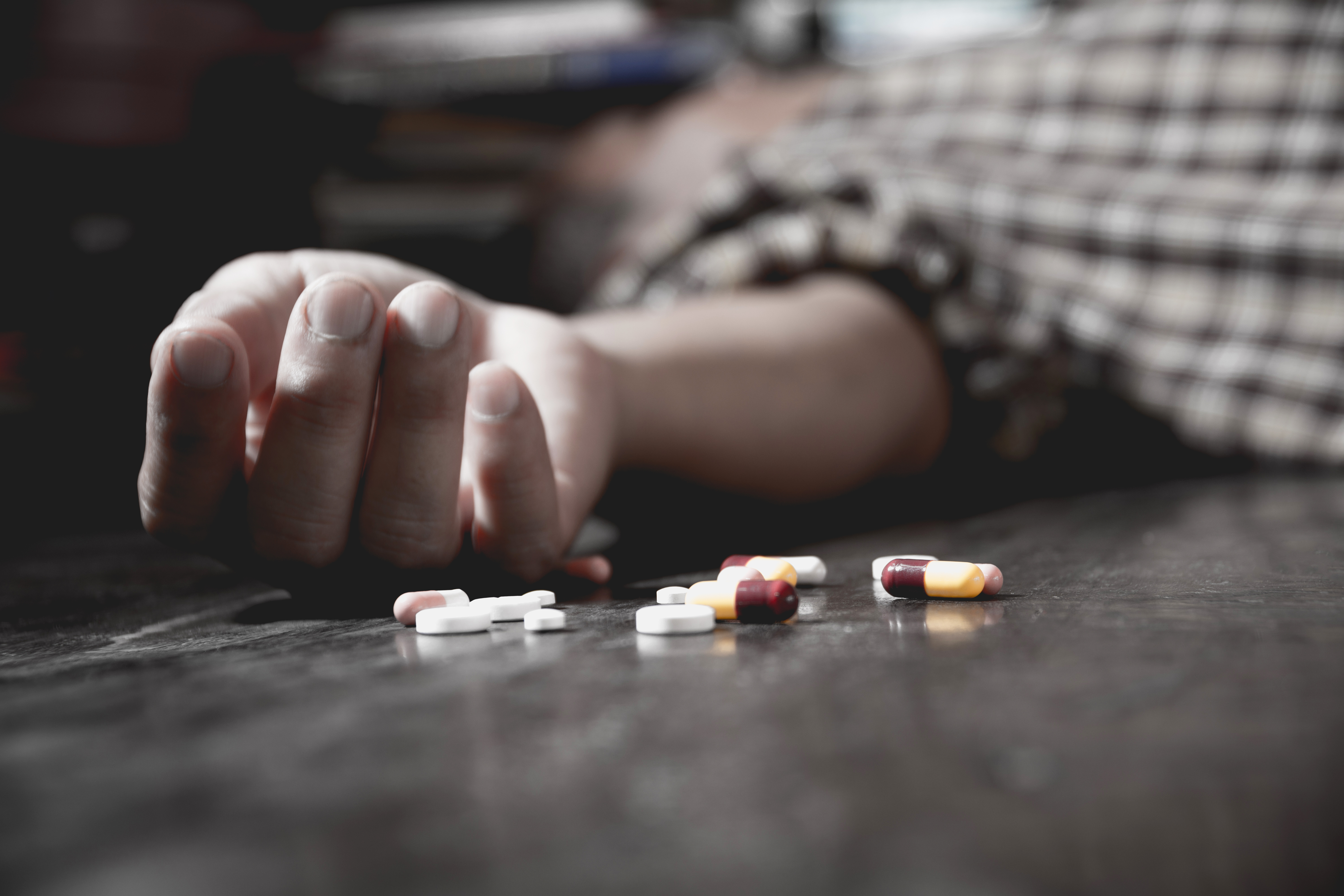 The,Man,Committing,Suicide,By,Overdosing,On,Medication.,Close,Up
