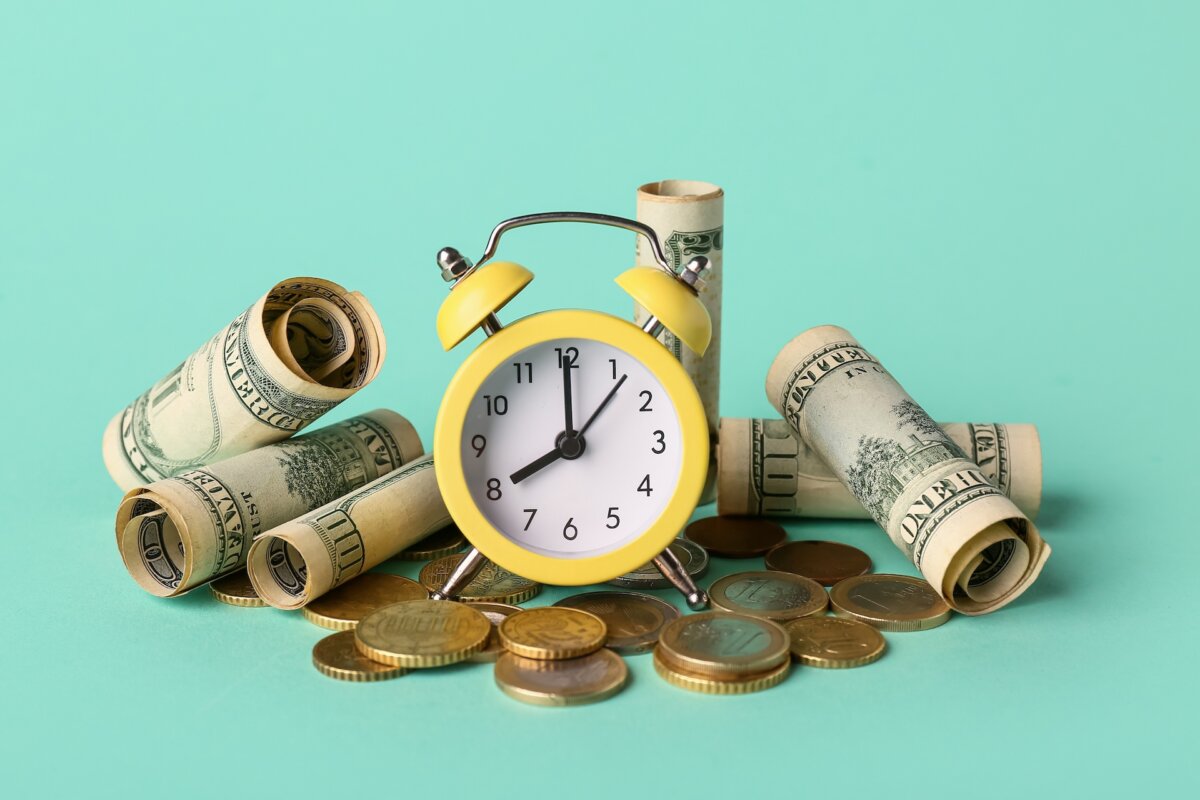 Dinner out: $40 divided by $25 per hour equals 1.6 hours. This means we'd have to work longer than it takes us to actually eat the meal. Not a good investment. (Pixel-Shot/Shutterstock)