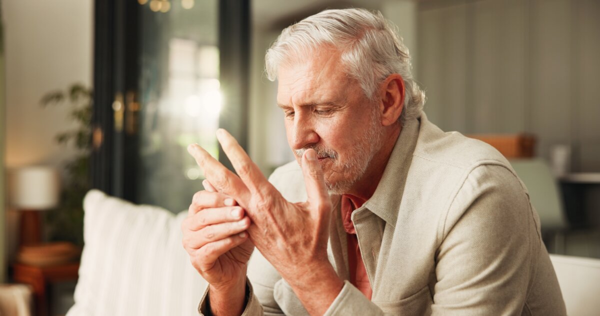 If you are that rare divorced man whose ex-wife consistently made more money than you, meaning that she is due a higher Social Security benefit than you are, then the same eligibility rules for divorced women would also apply to you. (PeopleImages/Shutterstock)