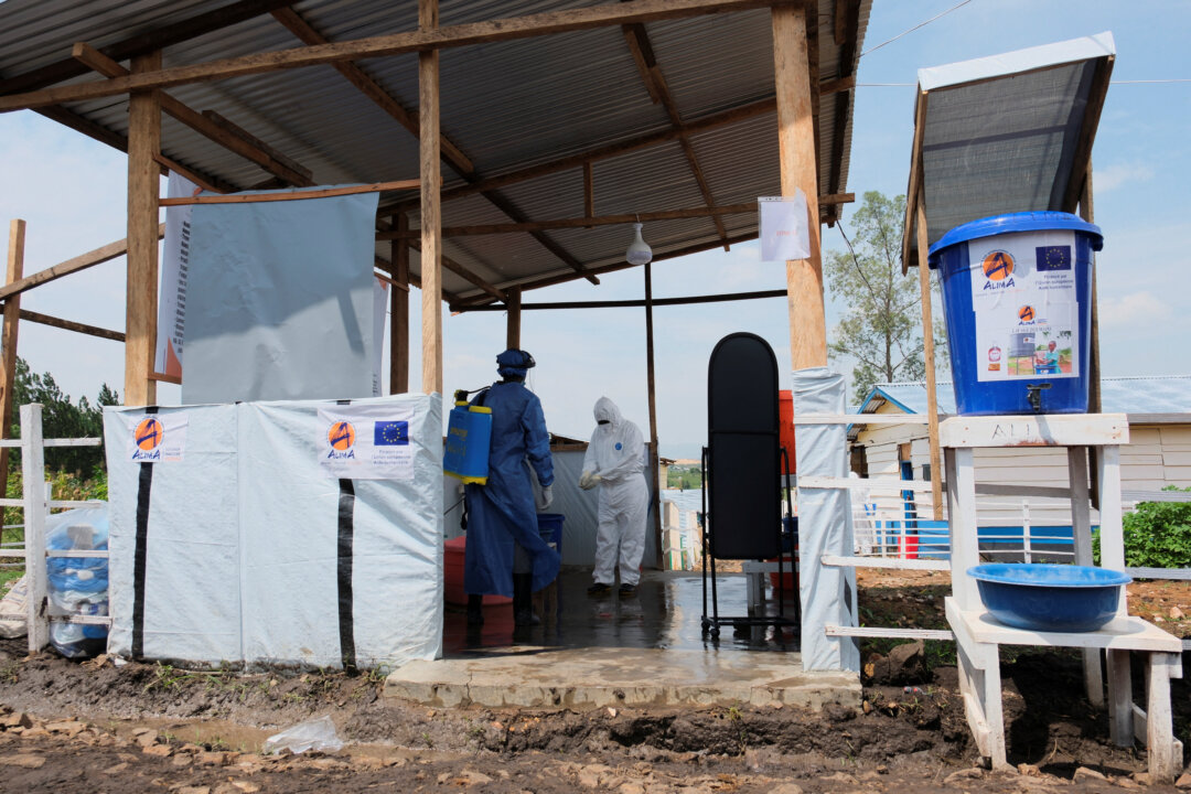 France Confirms Its First Ebola Case Connected to African Outbreak