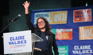 New York Democrats Shift Left; Trump Pressures Oil Companies on Gas Prices | NTD Good Morning (June 24)