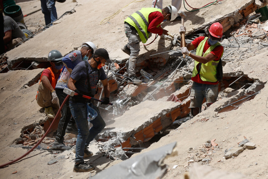 Venezuela Earthquake Death Toll Rises Above 1,400 as Rescue Efforts Continue