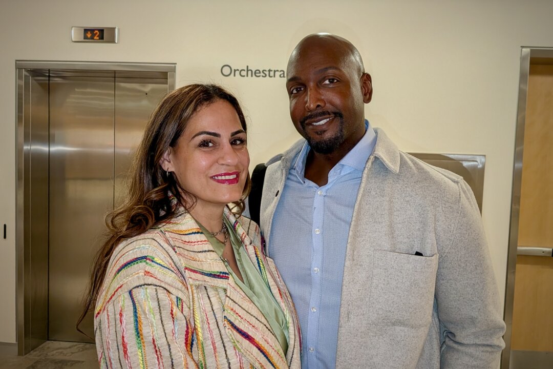 Heather Lakeman and Keith Lakeman attend the Shen Yun Performing Arts performance at Four Seasons Centre for the Performing Arts on June 25, 2026. (Charlie Lu/The Epoch Times)
