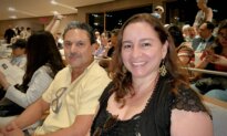 Couple From Colombia Impressed With Traditional Chinese Culture at Shen Yun