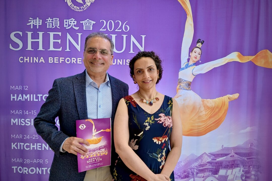 Krishna and Nithya Darbha attend the Shen Yun Performing Arts at Toronto's Four Seasons Centre for the Performing Arts on June 28, 2026. (Charlie Lu/The Epoch Times)
