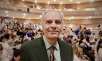 Film Screenwriter Says ‘It’s Hard Not to Gush’ About Shen Yun