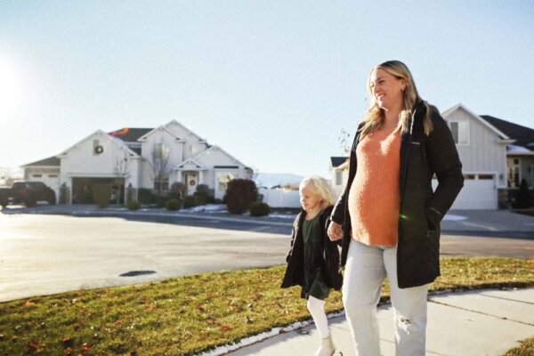 How Mom’s Brain Rewires Differently After the 1st and 2nd Child