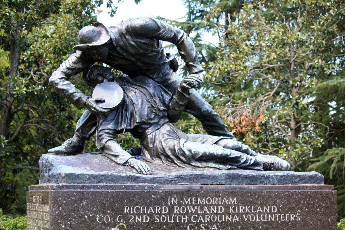 A monument to Sgt. Richard Rowland Kirkland stands in the Fredericksburg and Spotsylvania National Military Park where he brought water to Union soldiers. (Something Original/CC BY-SA 3.0)