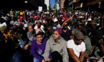 Police Arrest 900 During South African Protest Against Illegal Immigrants