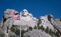 Trump Marks Nation’s 250th Birthday at Mount Rushmore; Report Details Secret Service Failures in 2024 Trump Assassination Attempt