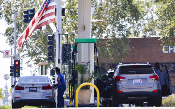 Falling Oil Prices Bring Pump Relief Ahead of July 4 Travel