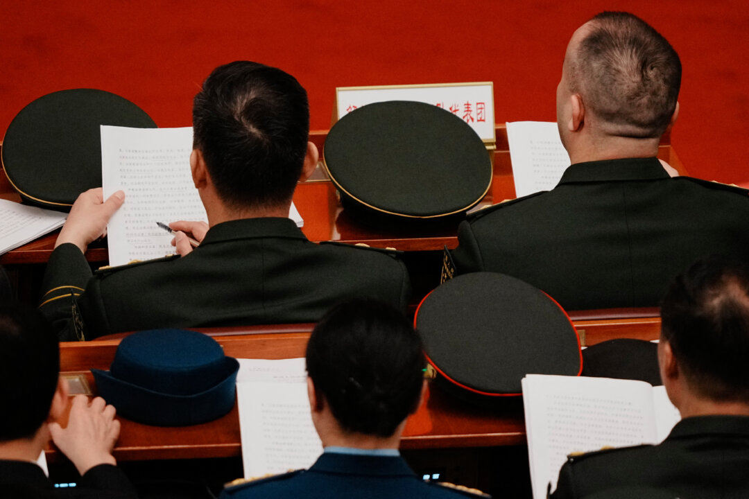 Xi Appoints New Anti-Graft Enforcer in China’s Military, Replaces Air Force Commander