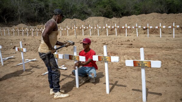 Venezuelan Earthquake Death Toll Surpasses 3,300