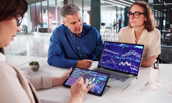Sequence-of-Return Risk: Why Your First Five Years Decide Everything