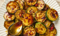 This 4-ingredient Zucchini Is My Favorite Way to Eat the Summer Vegetable