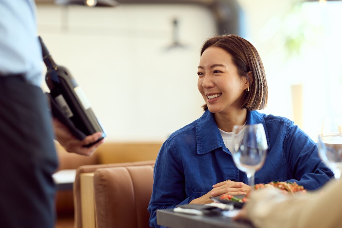 Some restaurants mislead customers who don't take the extra steps to check their purchase. (Branislav Nenin/Shutterstock)