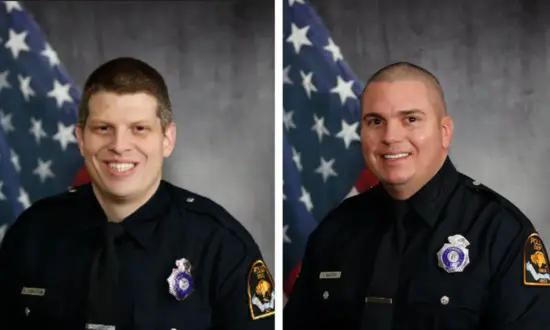 ‘I’m a Dad Before I’m a Cop’: Omaha Police Officers Rescue 4-Year-Old From Burning House