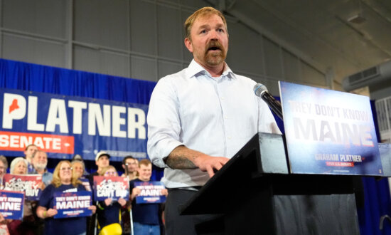 Platner Ends US Senate Campaign Ahead of Deadline to Replace Him