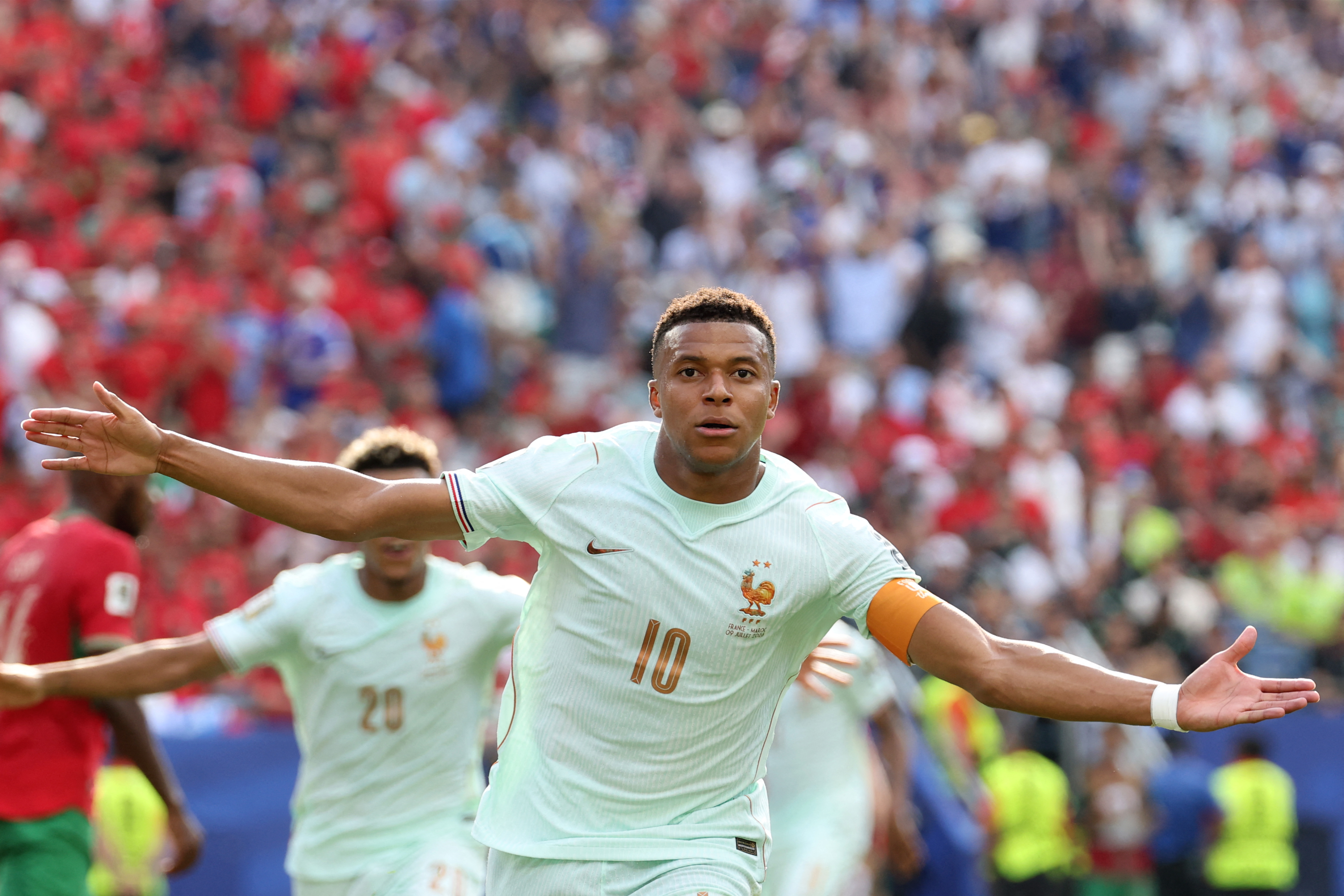TOPSHOT-FBL-WC-2026-MATCH97-FRA-MAR