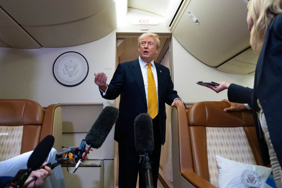 Trump Agrees to More Iran Talks, Reiterates Ceasefire Is Over