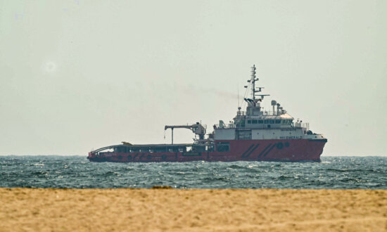 Cargo Ship Hit in Strait of Hormuz as US-Iran Talks Remain in Limbo