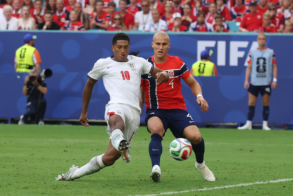 Jude Bellingham #10 of England scores his team's second goal during the FIFA World Cup 2026 quarterfinal match between Norway and England at Miami Stadium in Miami on July 11, 2026. (Richard Pelham/Getty Images)