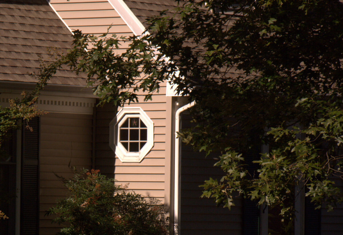 You'll find octagons sold at window, lumber and home centers as fixed and opening units made of wood, aluminum, and vinyl. (Gene Hamilton/TCA)