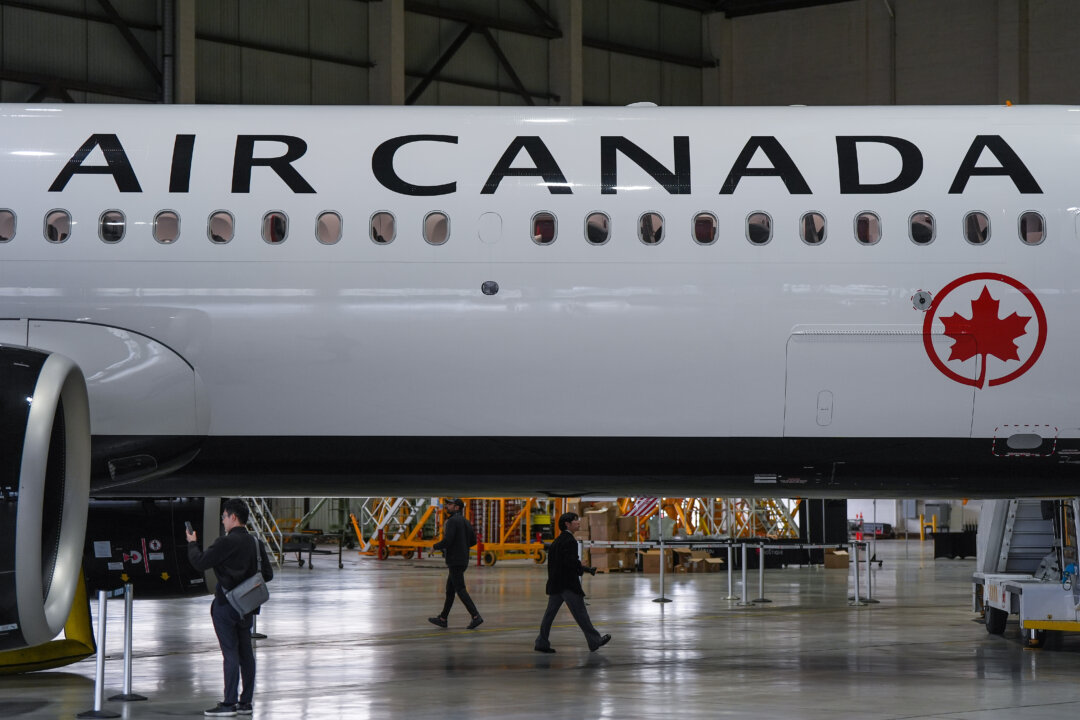Air Canada Charging $30 Extra to Book Flights by Phone