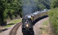 Federal Agency Declines to Derail $85 Billion Railroad Merger