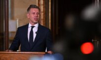 Hungary’s Parliament Passes Bill to Remove President in Purge of Orban Power Base