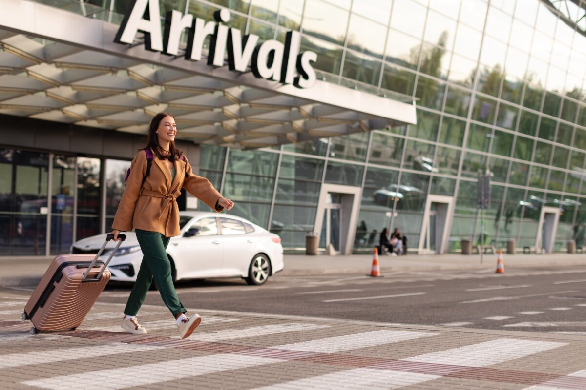 Sometimes getting off at arrivals can save you from the long line at departures. (fast-stock/Shutterstock)