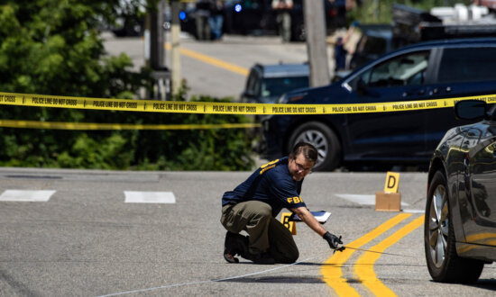 Trump Says ICE Should Resume Traffic Stops After Deadly Maine Encounter