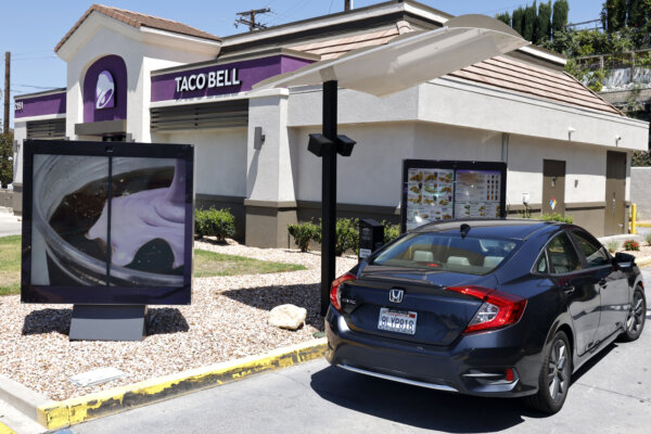 Taco Bell Confirms Removal of Some Items but Says No Confirmed Link to Cyclosporiasis Outbreak