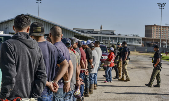 ICE Breaks Daily Arrest Record in South Texas