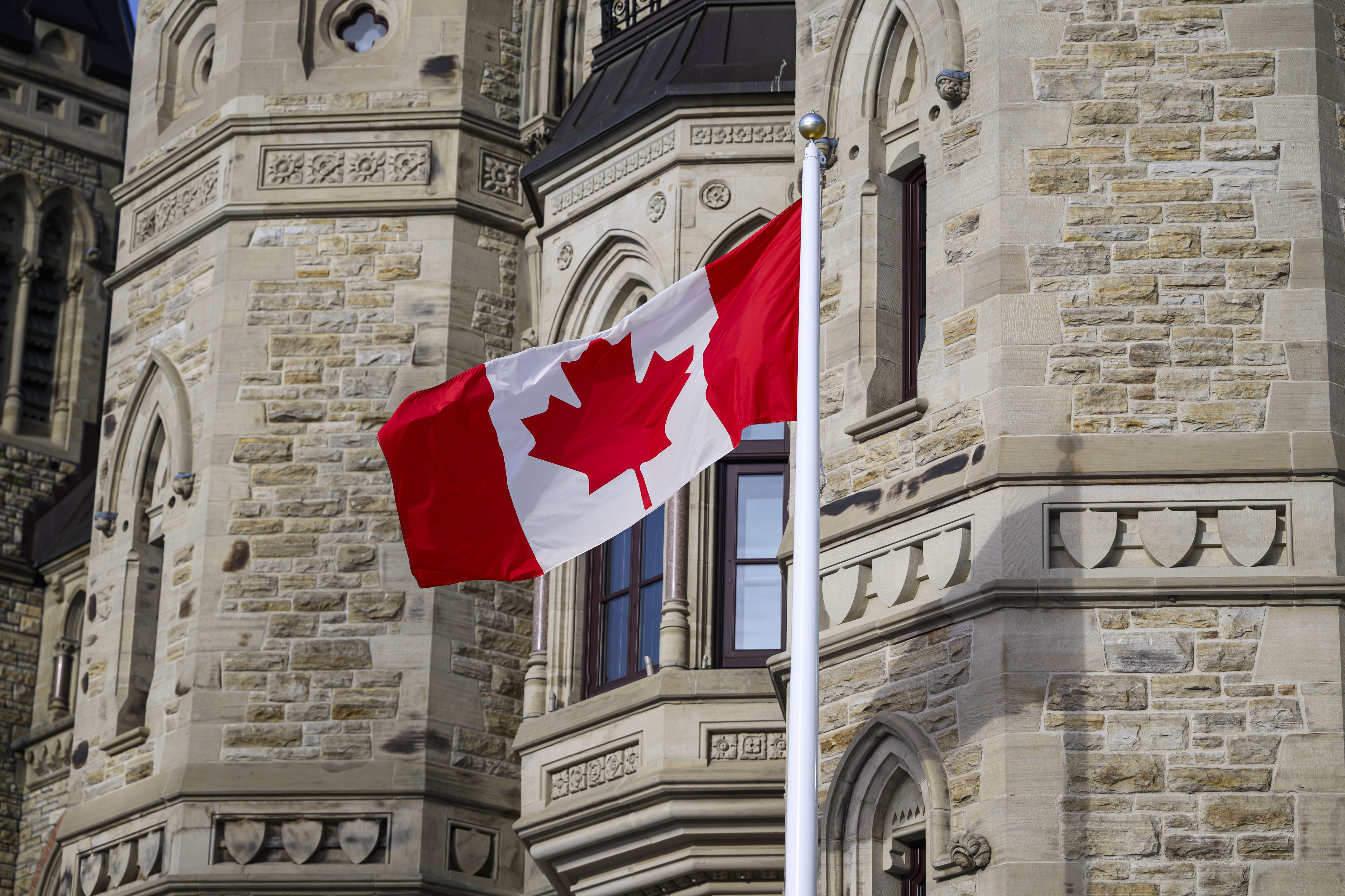 LIVE NOW: Canadian Ministers Announce Measures for Businesses Amid US Tariffs