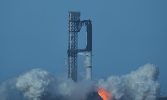 SpaceX Starship Launch Aborted on the Pad at the Last Moment