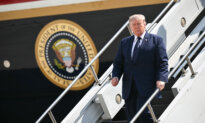 Trump Calls on Congress to Add Iran to Russia Sanctions Bill