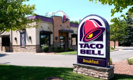 Taco Bell, Producer Taylor Farms, and Distributor Sysco Remove Cyclosporiasis-Linked Lettuce