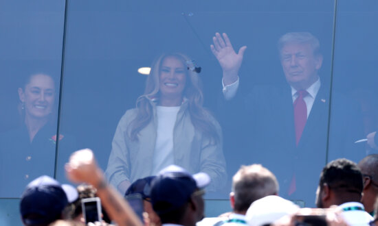 REPLAY: Trump Speaks to Reporters After FIFA World Cup Final