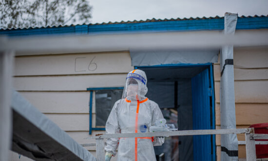 Ebola Outbreak Death Toll Climbs Above 930