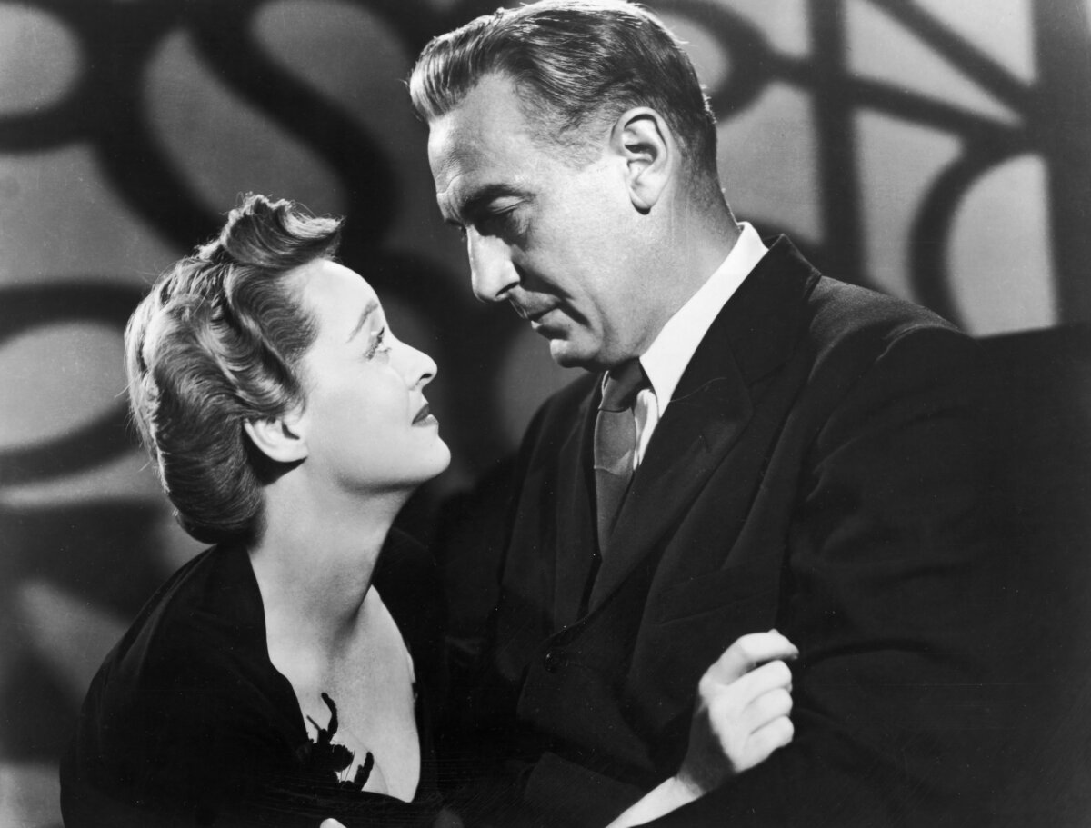 Sara (Betty Davis) and Kurt Muller (Paul Lukas) battle Natzis, in "Watch on the Rhine." (Warner Bros. Pictures/Getty Pictures)