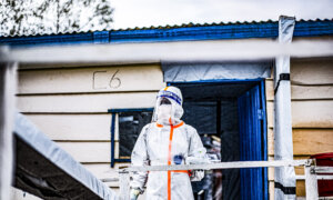 Ebola Outbreak Death Toll Climbs Above 930