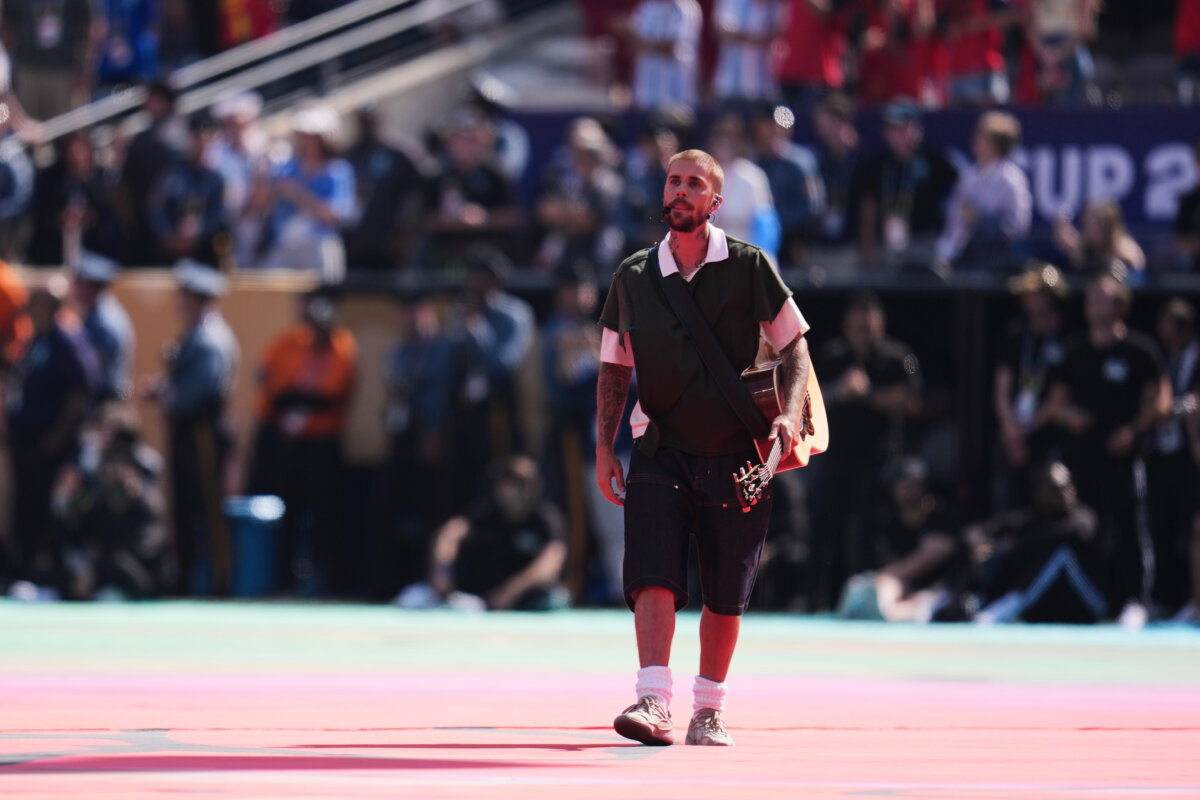 Singer Justin Bieber performs at halftime during the World Cup final soccer match between Spain and Argentina in East Rutherford, N.J., near New York, on July 19, 2026. (Abbie Parr/AP Photo)