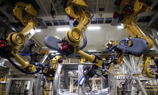 Trump Establishes Tariff Break for Firms Building America’s Primary Aluminum Capacity