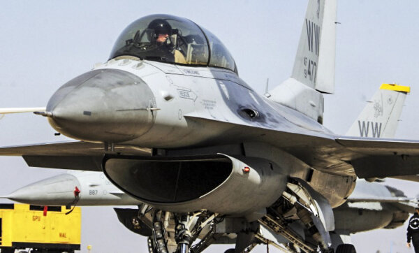 Trump Signs Order Aimed at Boosting Domestic Defense Suppliers