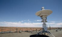 Fund the UFOs: Astronomer Says Any Space Money Is Better Than None