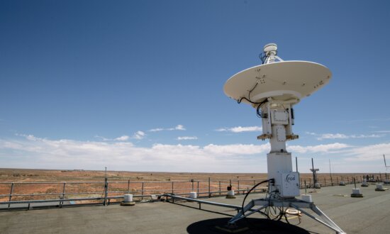 Fund the UFOs: Astronomer Says Any Space Money Is Better Than None