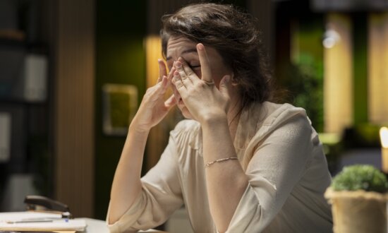 Working Women vs. Stay-at-Home Moms—The Argument Continues