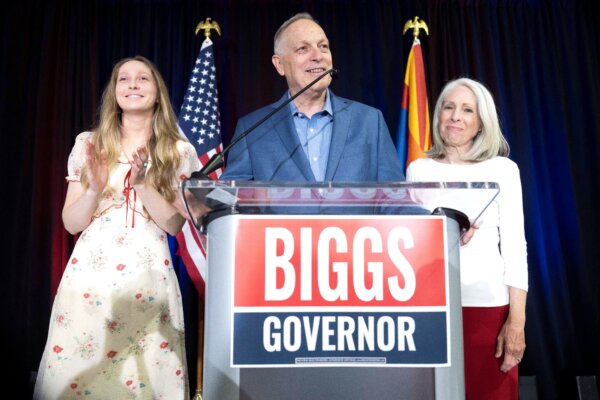 Rep. Biggs Wins GOP Primary, Will Challenge Hobbs for Arizona Governor